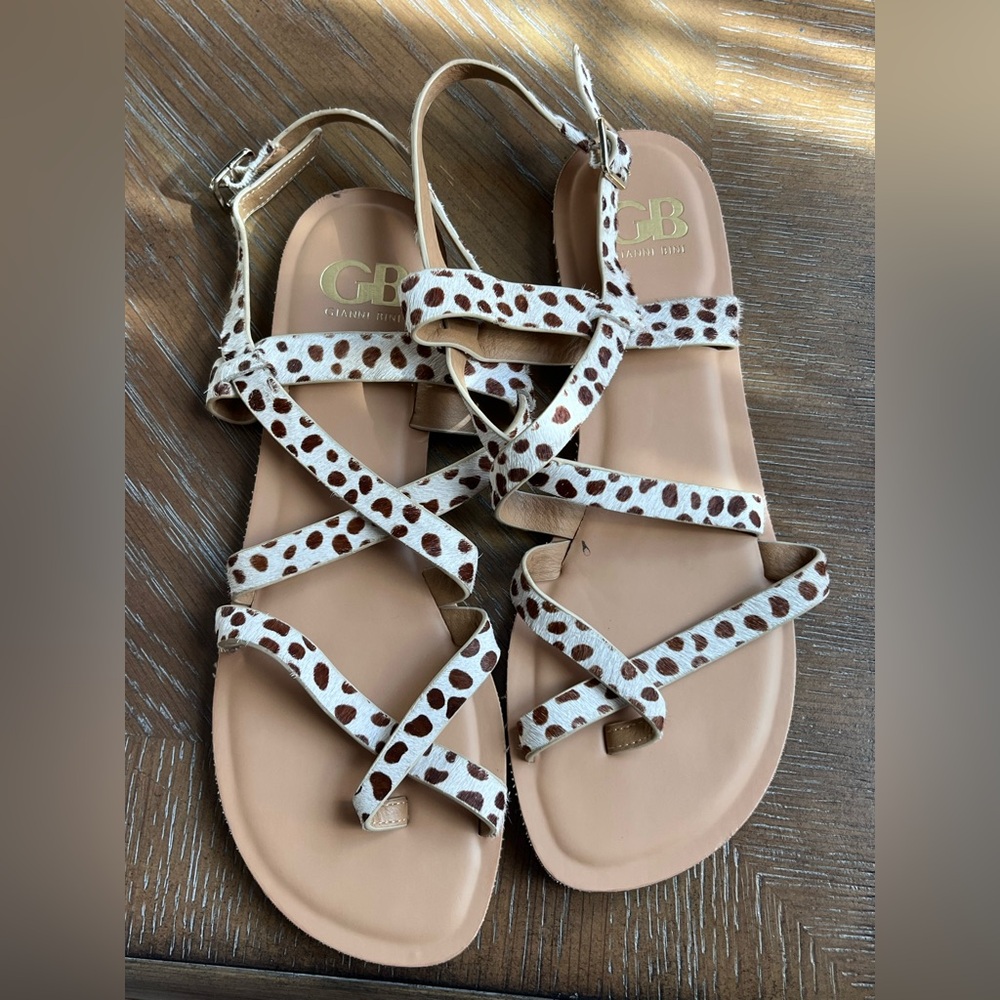 Gianni Bini Calf Hair Sandals Sz 8.5